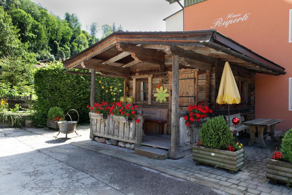 Hotel Garni Tirolerhof Hopfgarten im Brixental Bagian luar foto