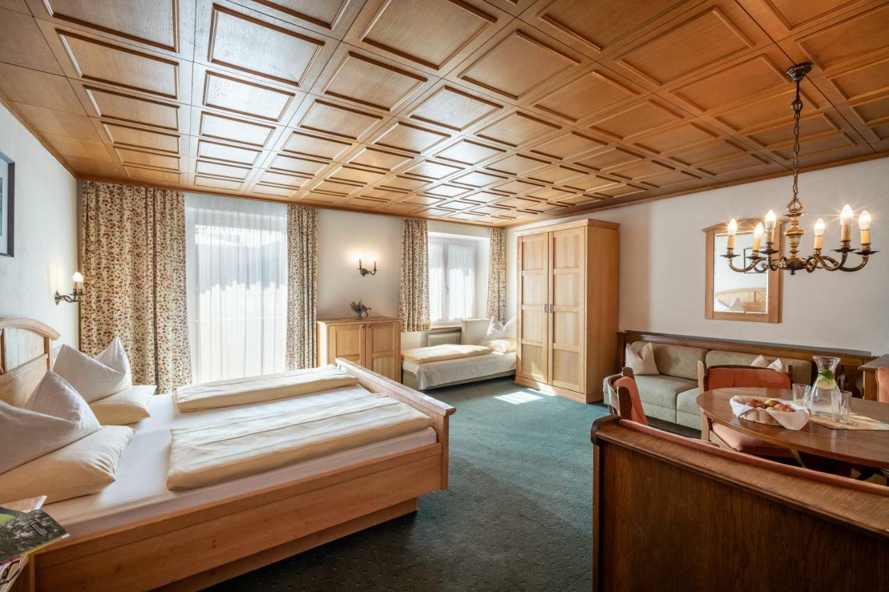 Hotel Garni Tirolerhof Hopfgarten im Brixental Bagian luar foto